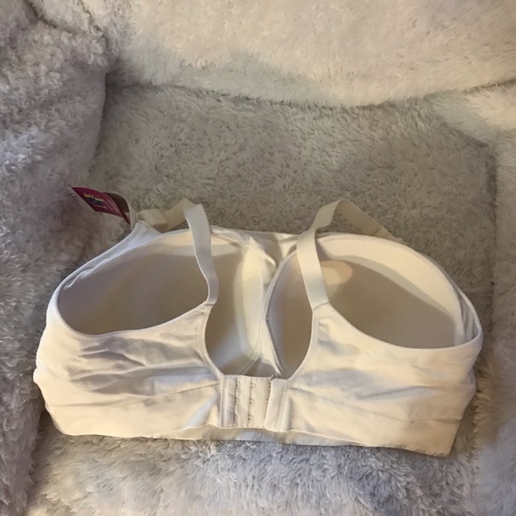 NWT Olga by Warner’s Easy Does It Wire-Free Seamless Bra, Cream, XXXL - Picture 2 of 5